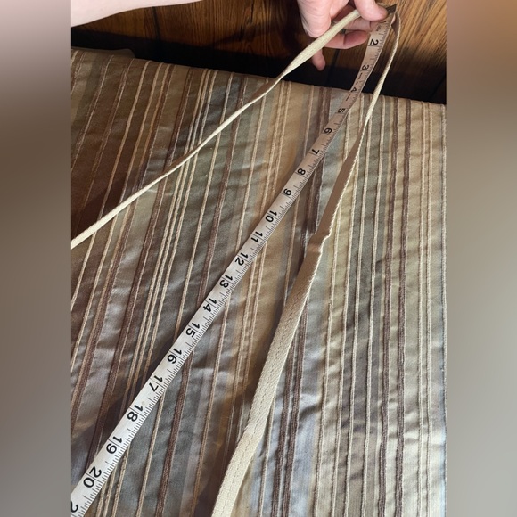 Coach’s Valentine C Pattern Tablet Bag; GUC - Picture 13 of 14